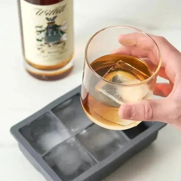 2" Whiskey Ice Cube Tray w/ Lid