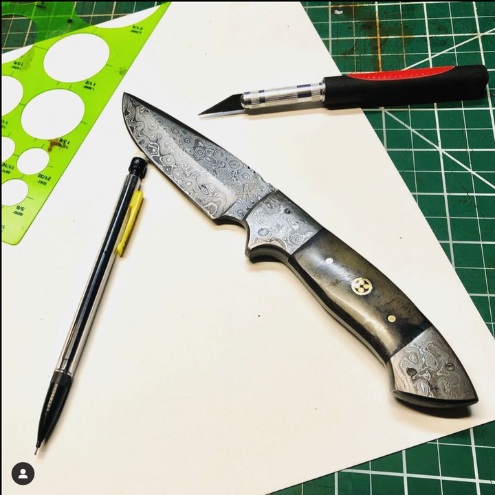 Damascus Steel Full Tang Dyed Bone Grip Handle