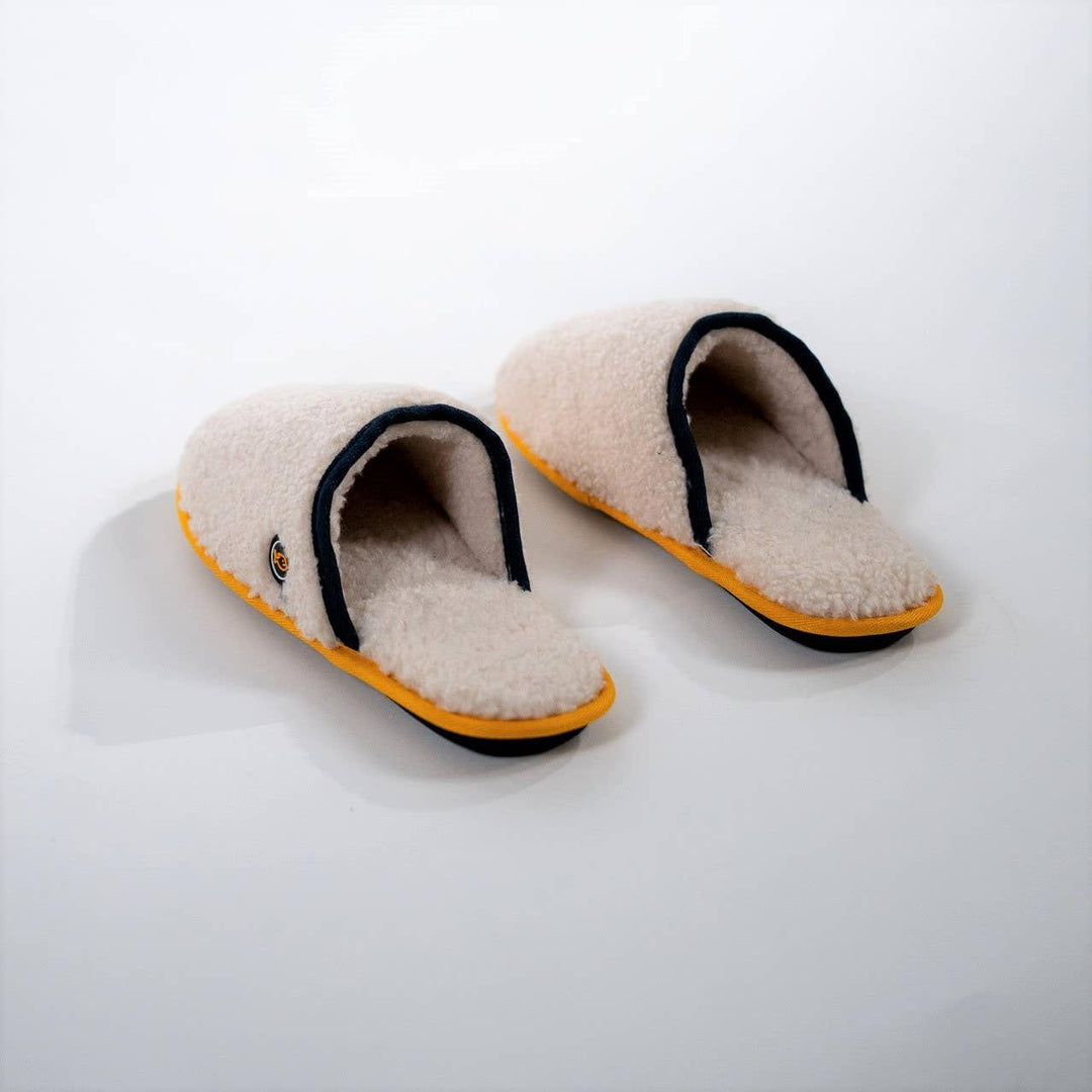 Beige Sherpa slippers