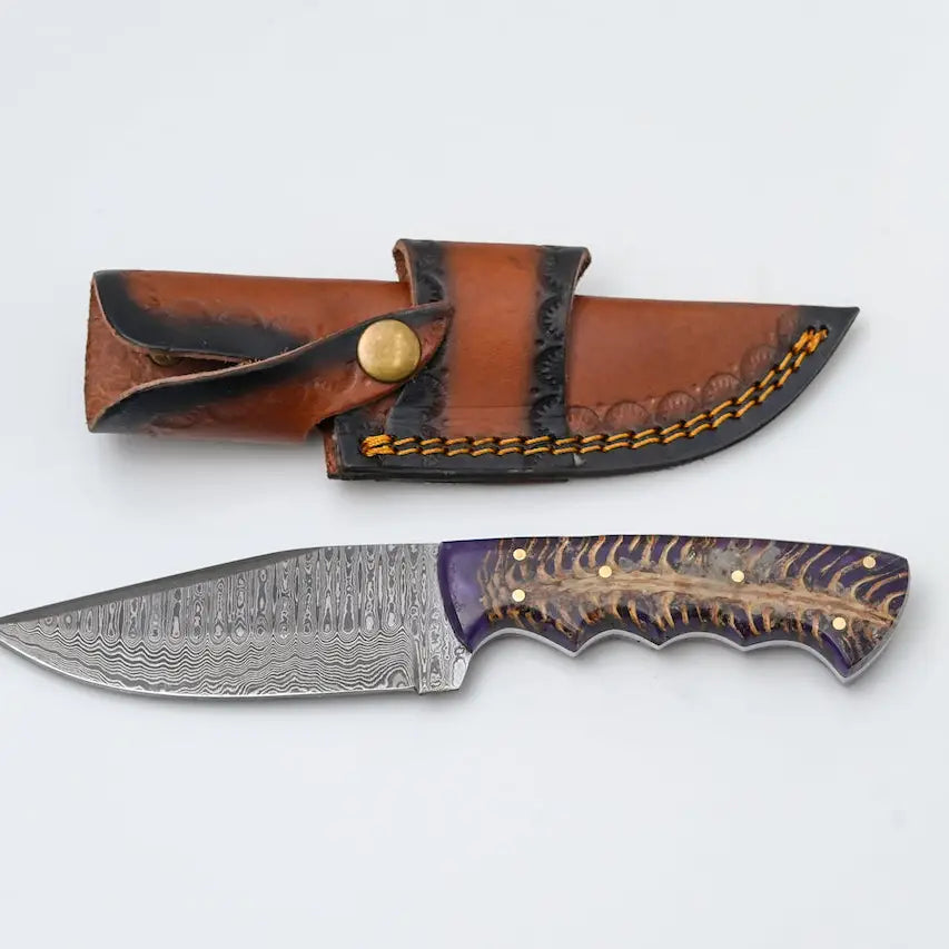 Ironfang Hunter Knife