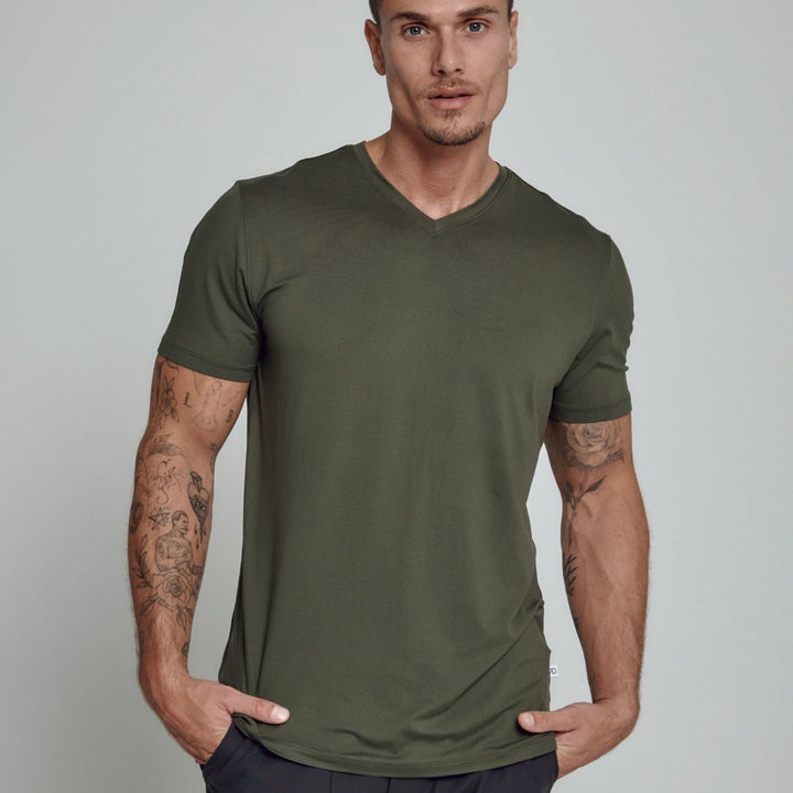 Core V-Neck Tee | Olive