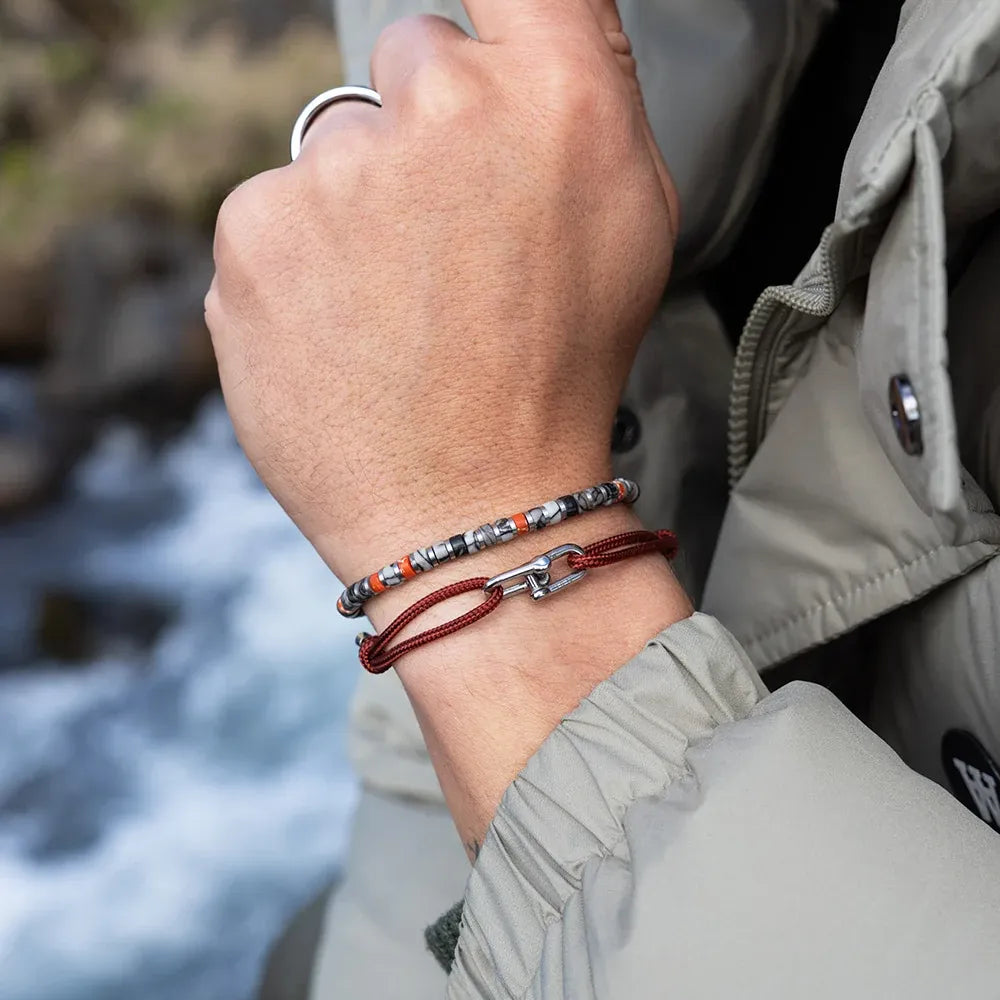 Daunting Dean | Velvet Red