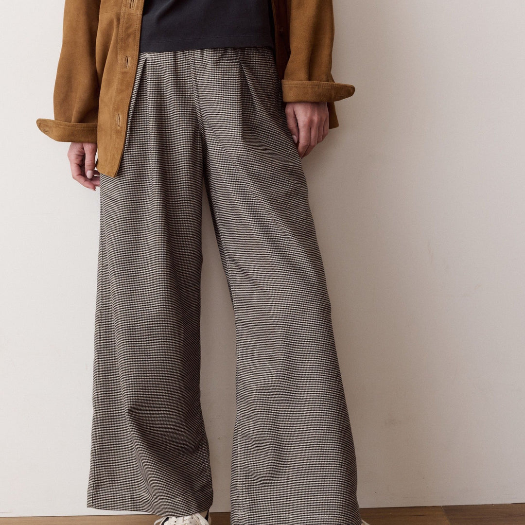 Allison Pleated Moleskin Trouser | Houndstooth