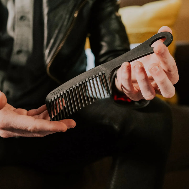 No. 8 Carbon Fiber Comb